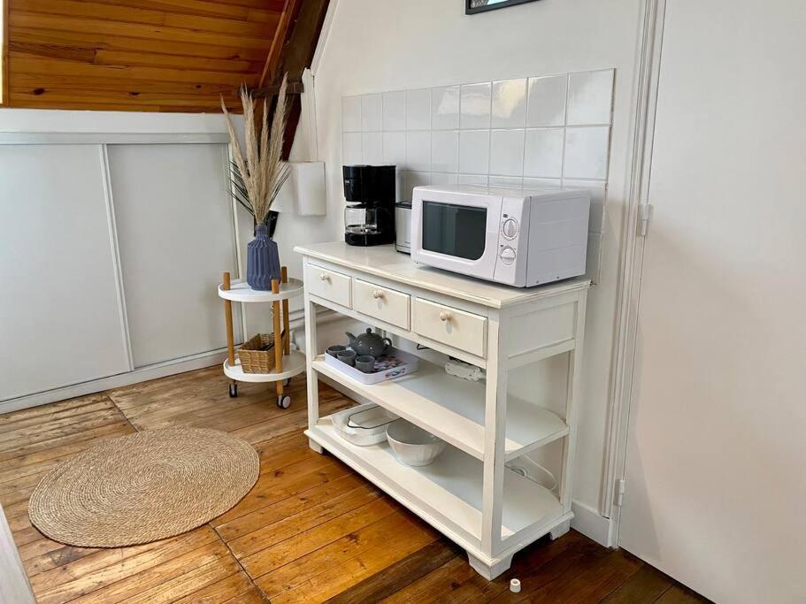 Charmant Appartement Entre Saint-Malo Et Le Mont-Saint-Michel Dol-de-Bretagne Εξωτερικό φωτογραφία